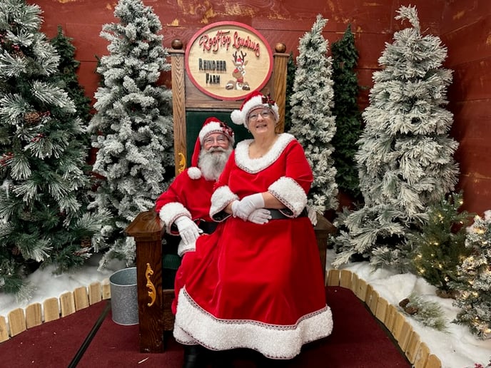 Gallery photo 15 of Santa Rolly & Mrs. Claus