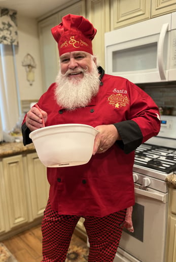 Gallery photo 26 of Santa Cisco & Mrs. Claus