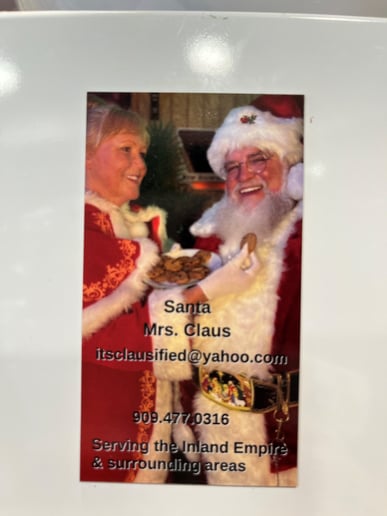 Gallery photo 6 of Santa Cisco & Mrs. Claus