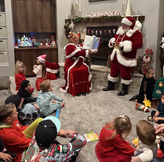 Gallery photo 23 of Santa Cisco & Mrs. Claus