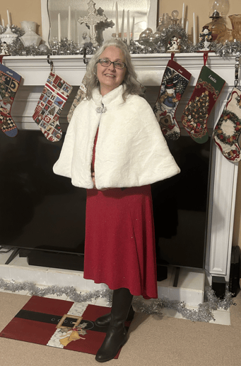 Gallery photo 12 of Santa Clay & Mrs. Claus Together