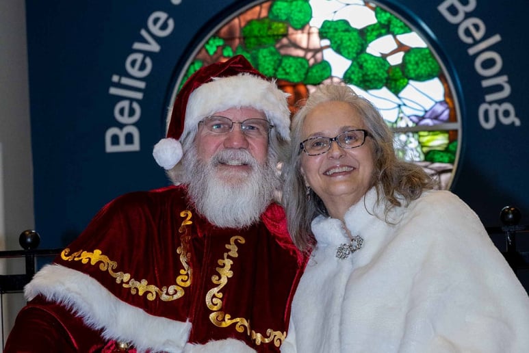 Gallery photo 28 of Santa Clay & Mrs. Claus Together