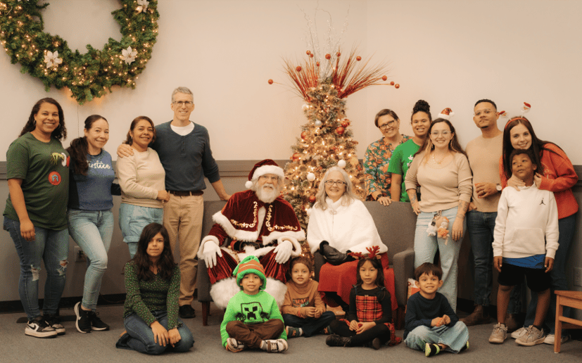 Gallery photo 1 of Santa Clay & Mrs. Claus Together