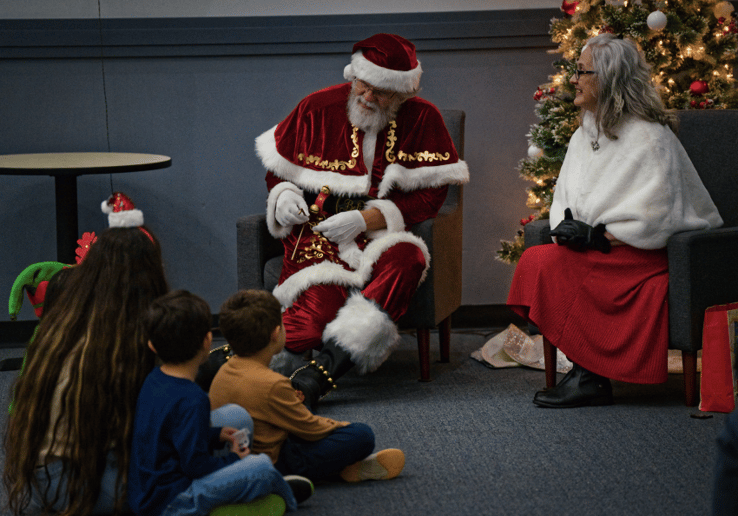 Gallery photo 24 of Santa Clay & Mrs. Claus Together
