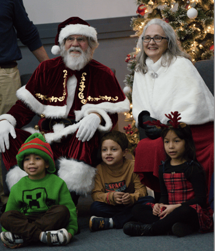 Gallery photo 37 of Santa Clay & Mrs. Claus Together