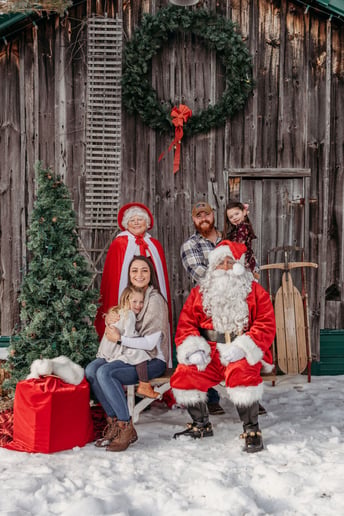 Gallery photo 3 of Santa & Mrs. Claus Visits