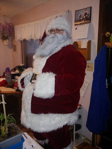 Gallery photo 1 of Santa Murphy