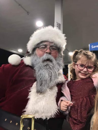 Gallery photo 4 of Santa Murphy