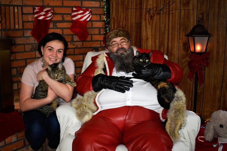 Gallery photo 8 of Santa Murphy