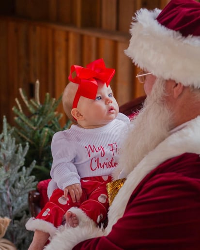 Gallery photo 3 of Santa Murphy