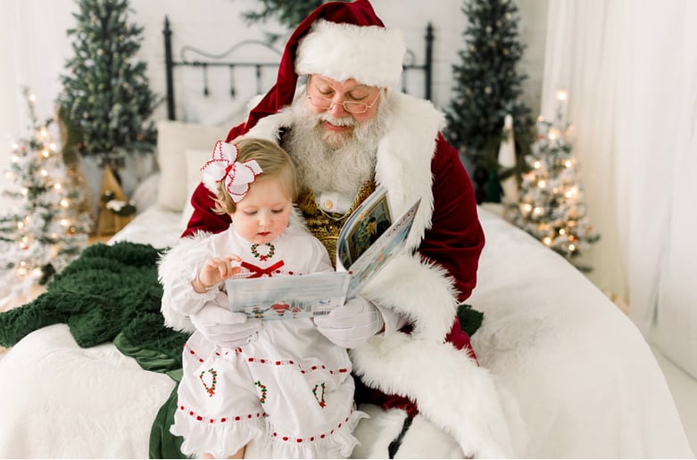 Gallery photo 5 of Santa Murphy