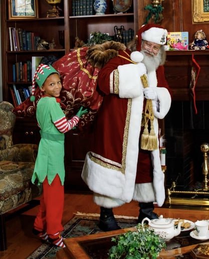 Gallery photo 19 of Santa Najib & Mama Claus