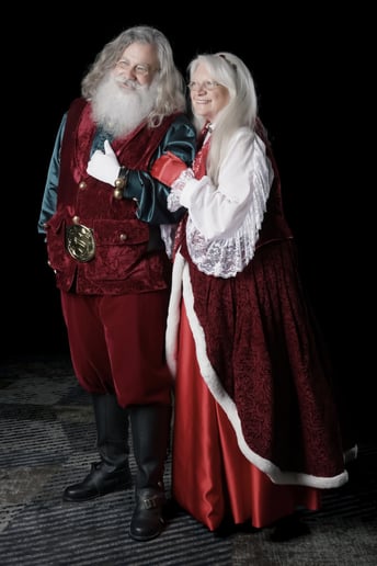 Gallery photo 1 of Santa Najib & Mama Claus