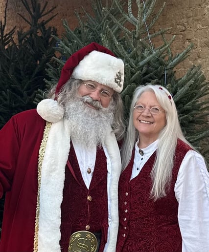 Gallery photo 16 of Santa Najib & Mama Claus