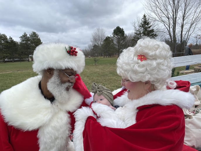 Gallery photo 5 of Detroit Santa Snow