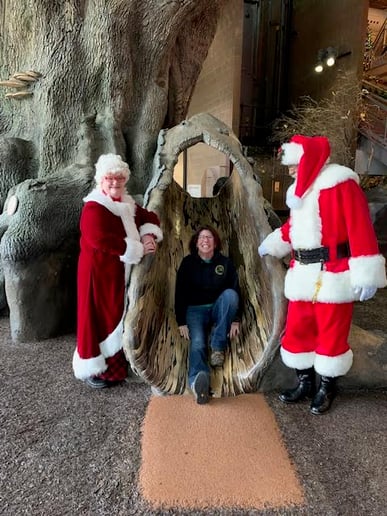 Gallery photo 17 of Detroit Santa Snow