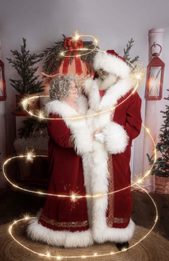 Gallery photo 24 of Detroit Santa Snow