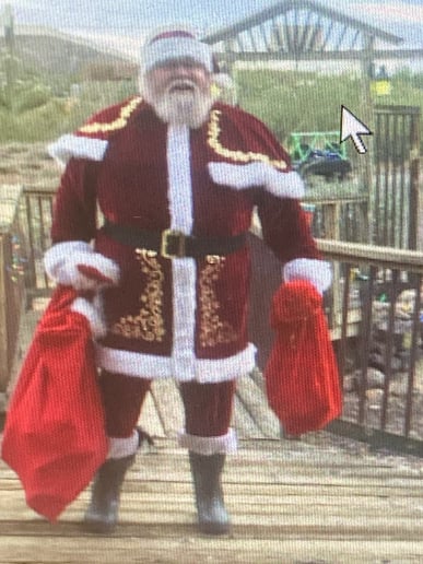 Gallery photo 4 of Santa Jim