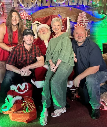 Gallery photo 6 of Santa Jim