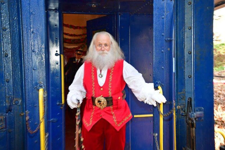 Gallery photo 3 of Santa John