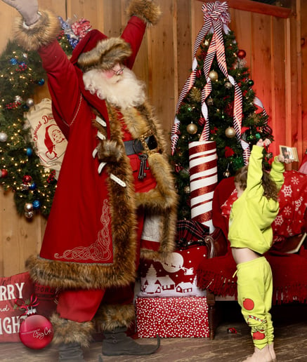 Gallery photo 9 of Santa Nicholas