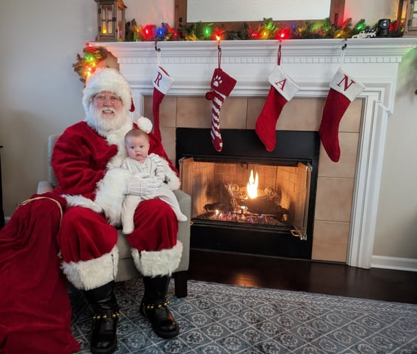 Gallery photo 2 of Santa Snow
