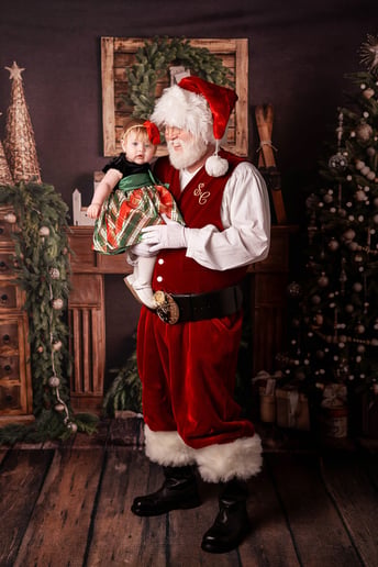 Gallery photo 3 of Santa Snow