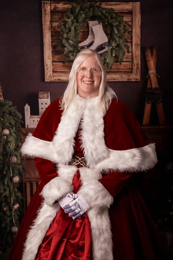 Gallery photo 5 of Santa Snow