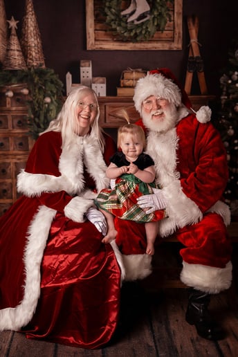 Gallery photo 8 of Santa Snow