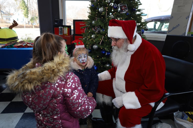 Gallery photo 2 of Santa Nick
