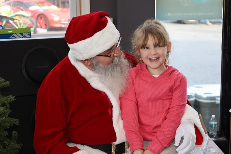 Gallery photo 3 of Santa Nick