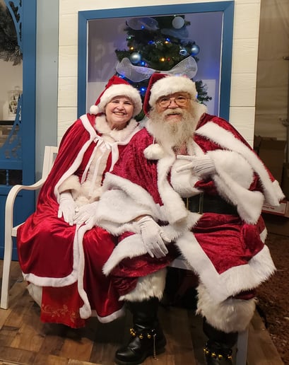 Gallery photo 8 of Santa Nicky