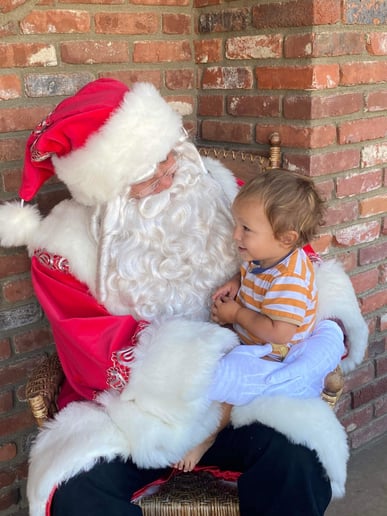 Gallery photo 5 of Santa Tommy