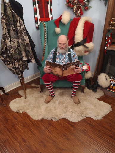 Gallery photo 1 of Santa O