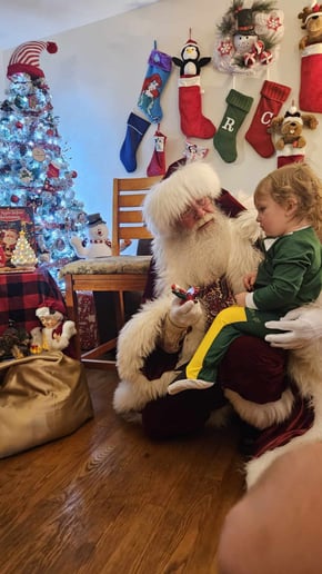 Gallery photo 1 of Santa PapaJoe