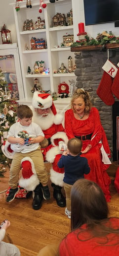 Gallery photo 8 of Santa PapaJoe