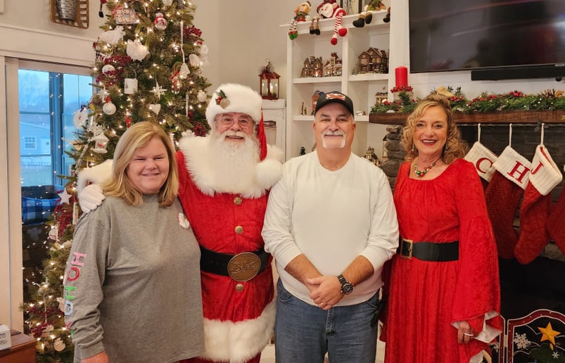 Gallery photo 12 of Santa PapaJoe