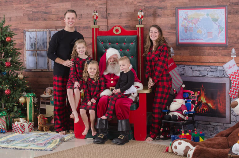 Gallery photo 2 of Cincy Santa
