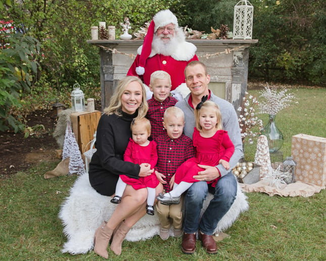 Gallery photo 5 of Cincy Santa