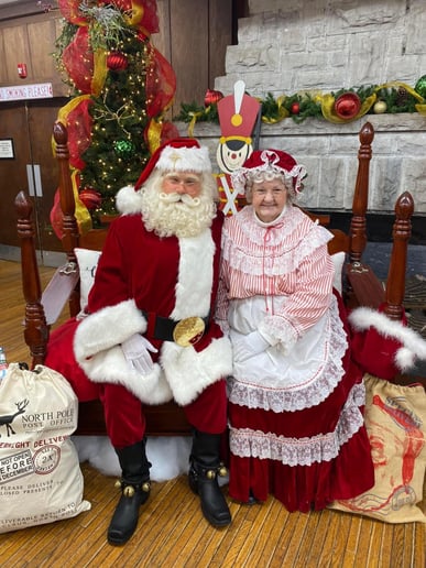 Gallery photo 2 of Santa Paydon, He is Real!