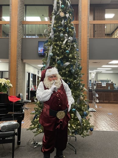 Gallery photo 4 of Santa Paydon, He is Real!