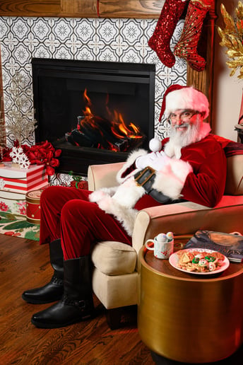 Gallery photo 4 of Santa Pete