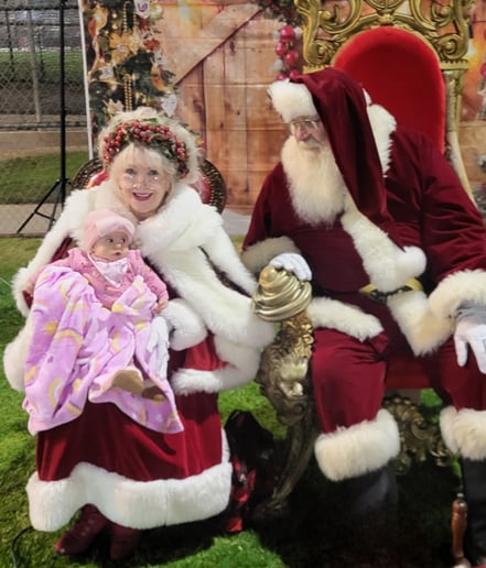 Gallery photo 3 of Santa Pete North Pole