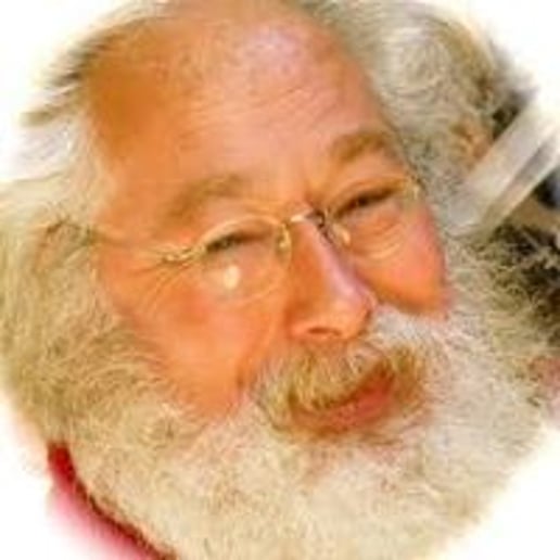 Gallery photo 3 of Santa Peter