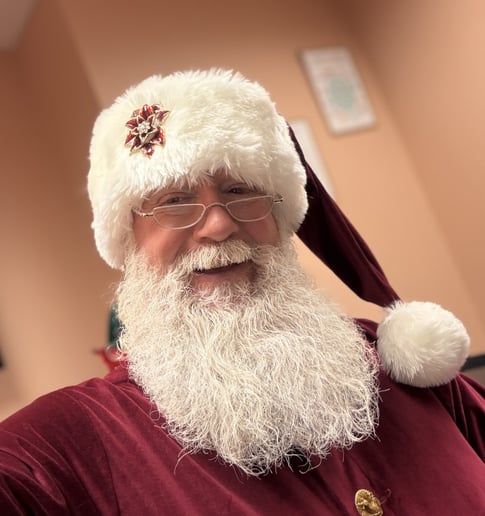 Gallery photo 4 of Santa Phillip