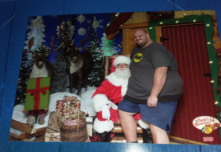Gallery photo 3 of Santa Joe