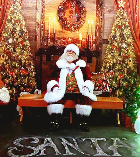 Gallery photo 10 of Santa Q