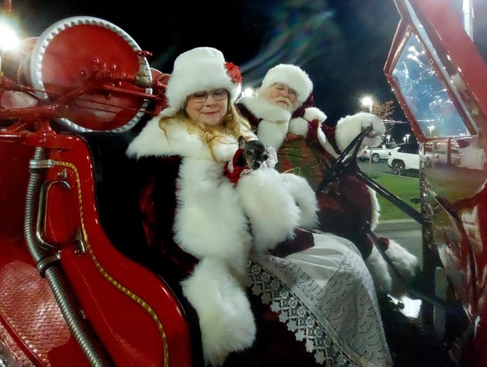 Gallery photo 8 of Santa Q