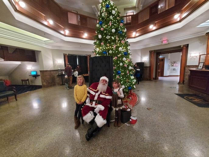 Gallery photo 31 of Santa Q