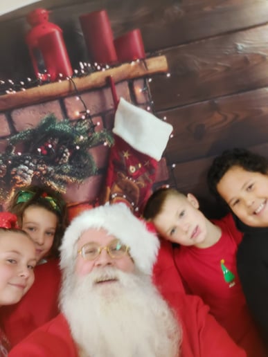 Gallery photo 6 of Santa Q